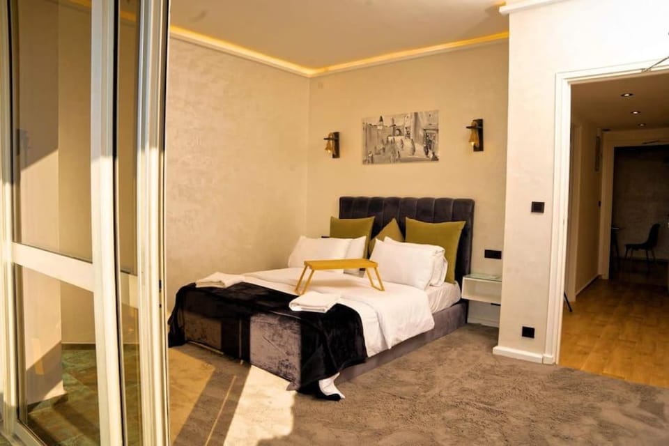 Bed, Photo of the whole room, Bedroom, towels, wardrobe