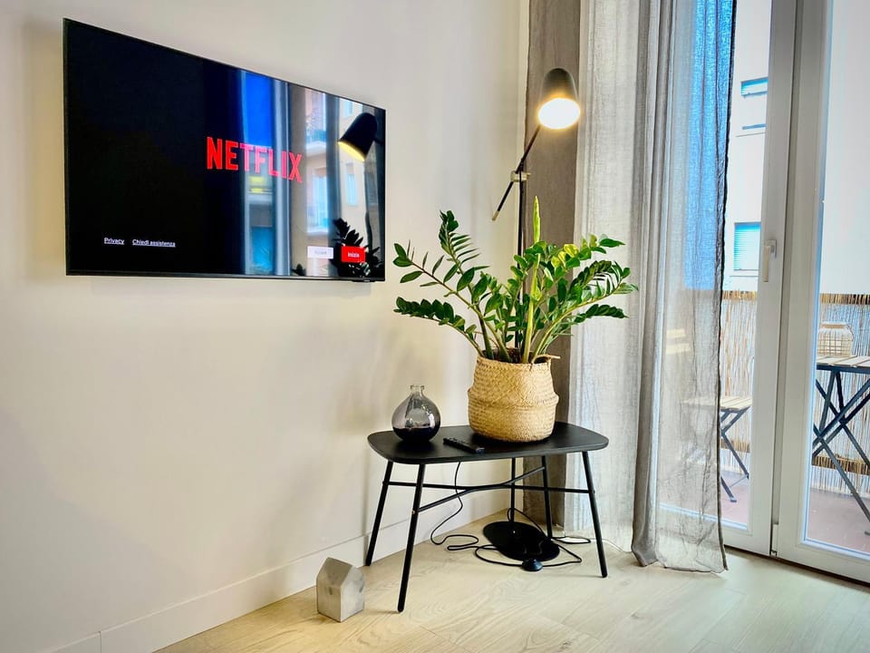 Communal lounge/ TV room, TV and multimedia, Evening entertainment