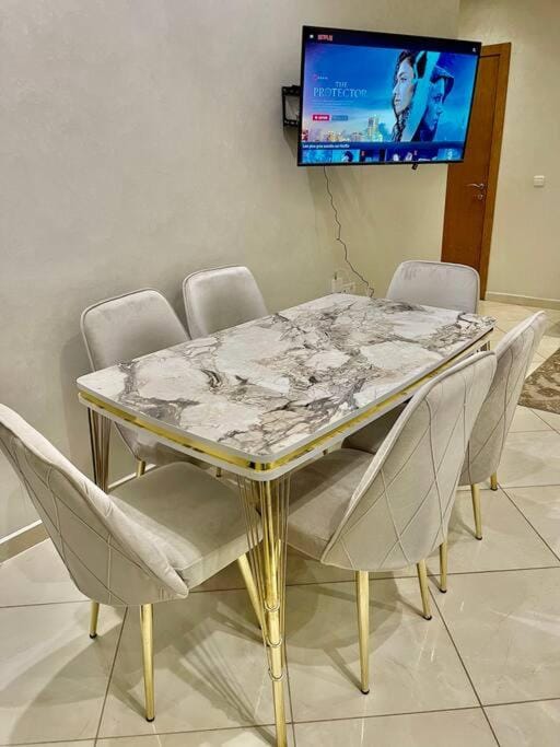 Luxurious 2 BD apartment in the Heart of Kenitra Apartment in Rabat-Salé-Kénitra