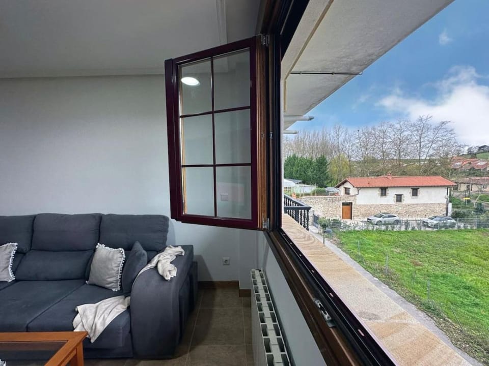 Marindia - 35801 Apartment in Cantabria
