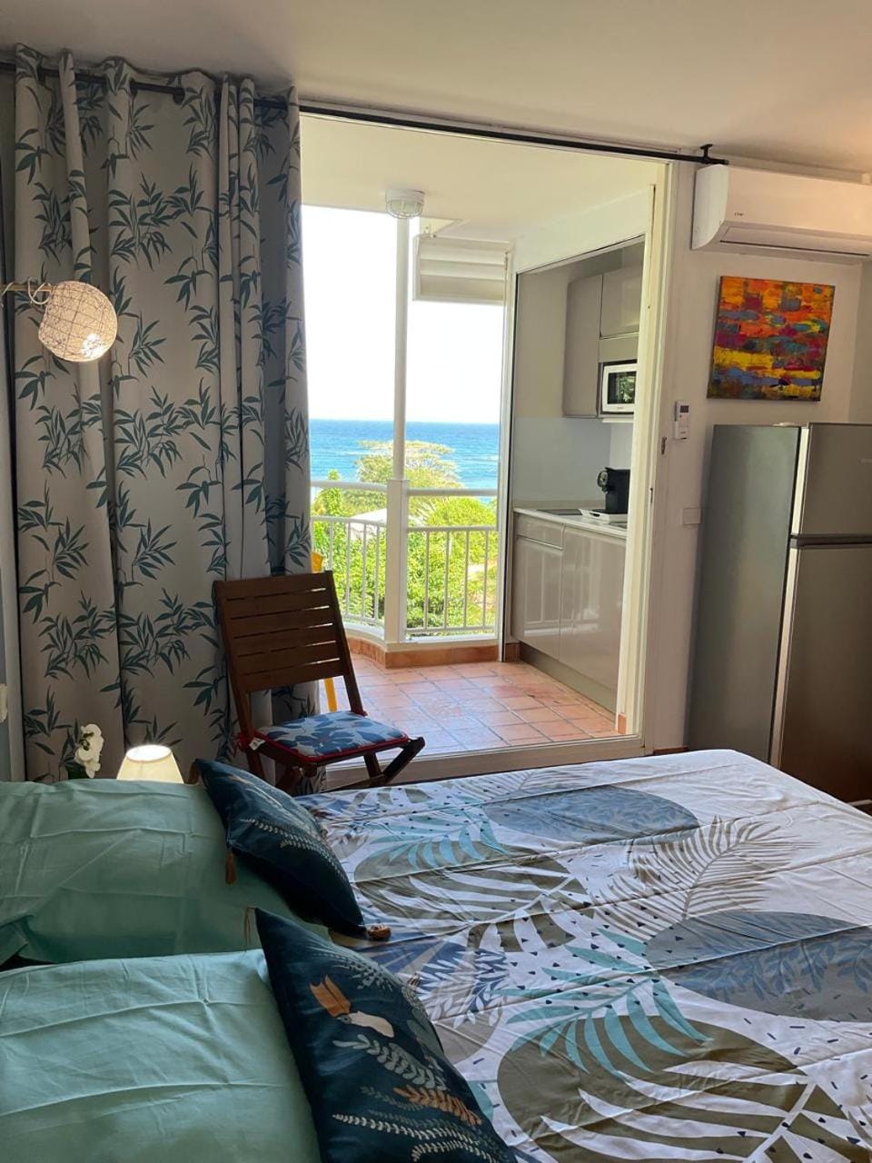 Bed, Bedroom, Sea view