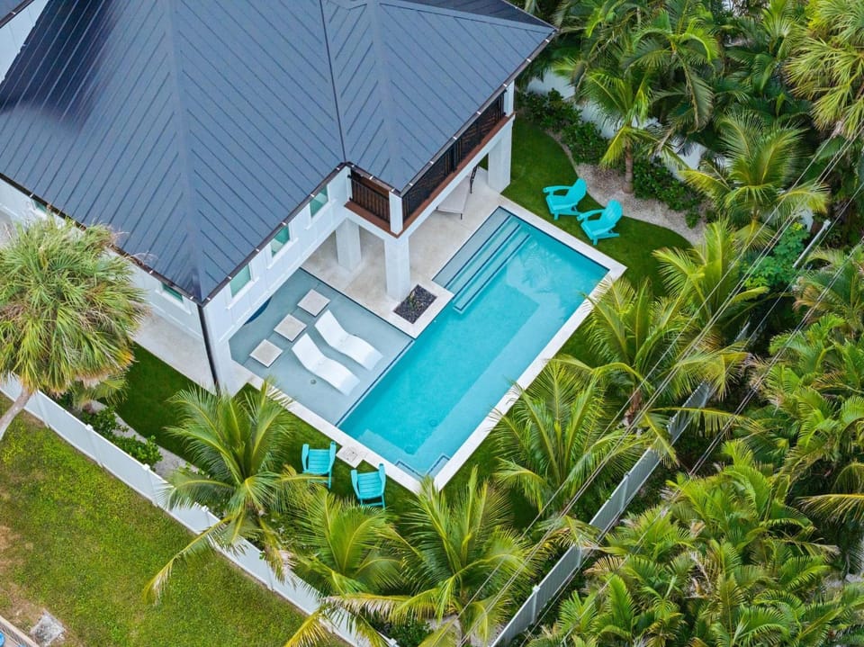 Boundless Waves House in Anna Maria Island