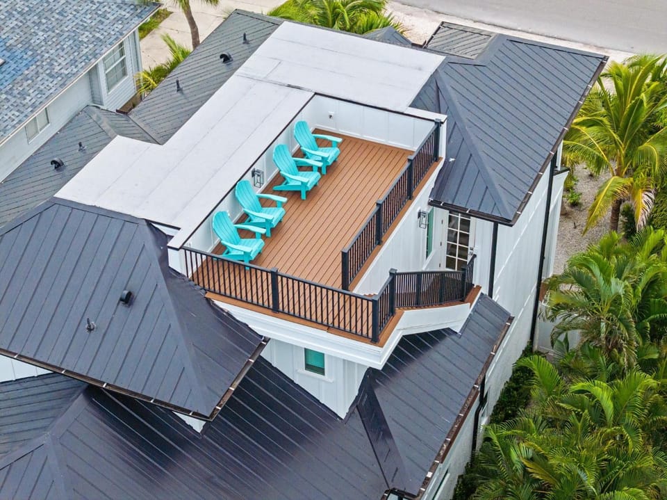 Boundless Waves House in Anna Maria Island