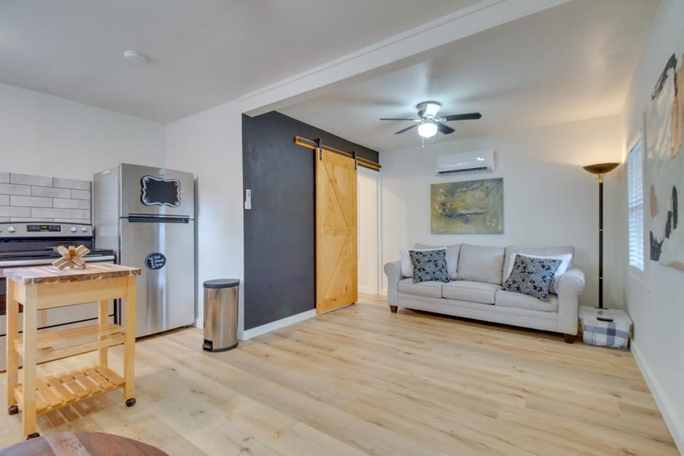 Cozy Henderson Studio - 2 Mi to Norfork Lake! Apartment in Norfork Lake