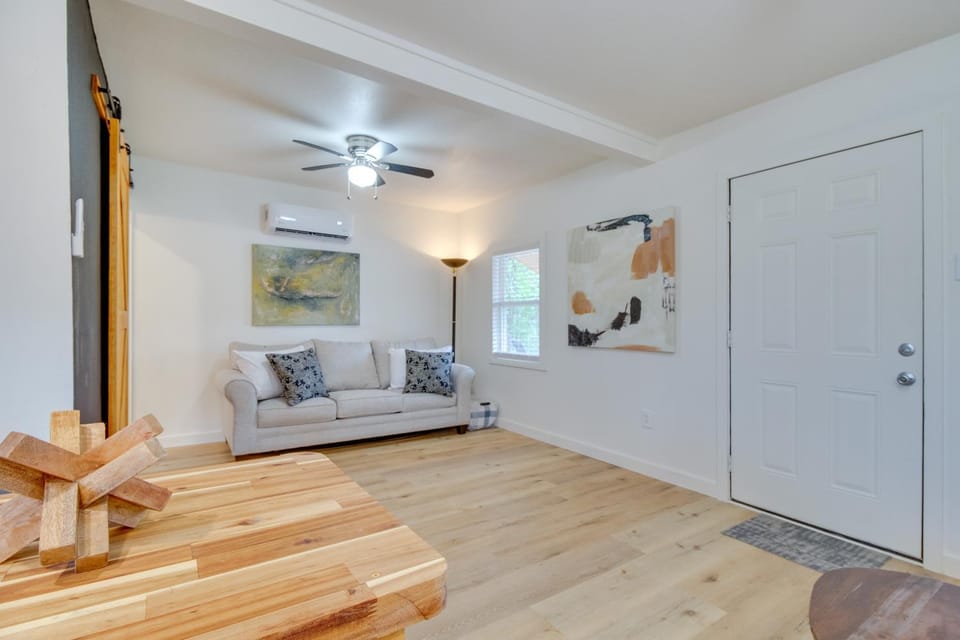 Cozy Henderson Studio - 2 Mi to Norfork Lake! Apartment in Norfork Lake