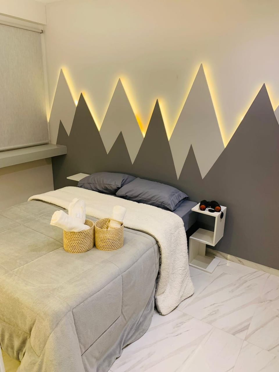 Bed, Bedroom