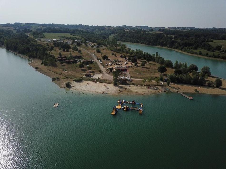 Les Chalets du Lac de la Gimone Chalet in Occitanie