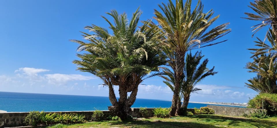 Monte del Moro Sea Front View Apartment in Maspalomas