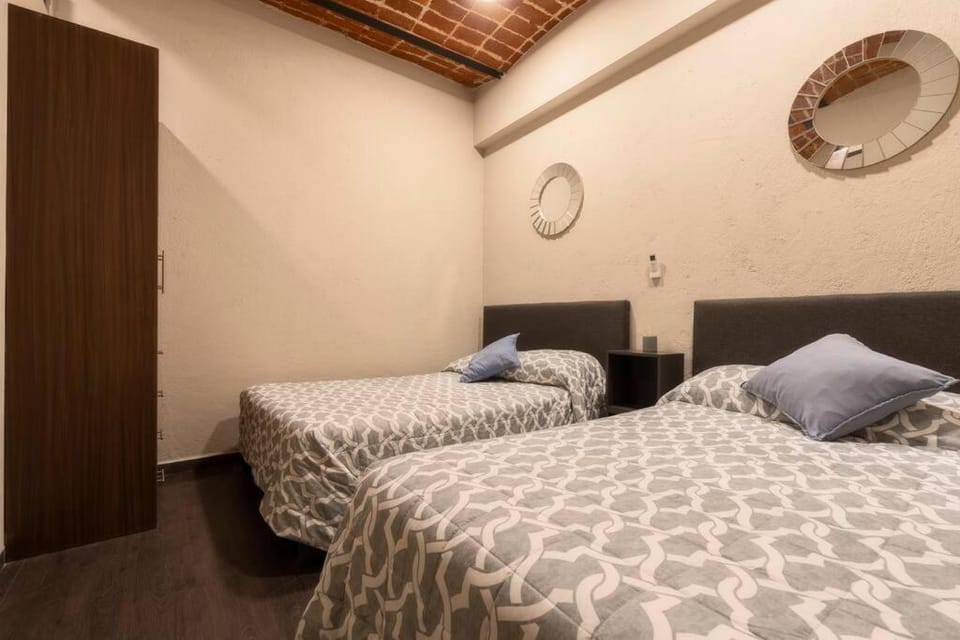 Photo of the whole room, Bedroom