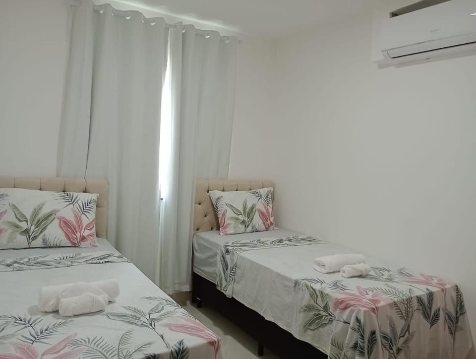 Bed, Photo of the whole room, Bedroom, air conditioner