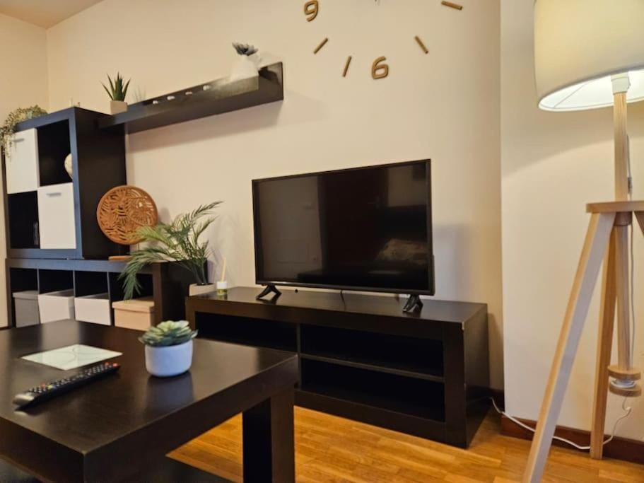 1A120 Coqueto y tranquilo apto en Gijón by R2R Consulting Apartment in Gijón