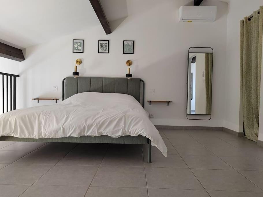 Chez Roberto/Jardin/Parking Apartment in Provence-Alpes-Côte d'Azur