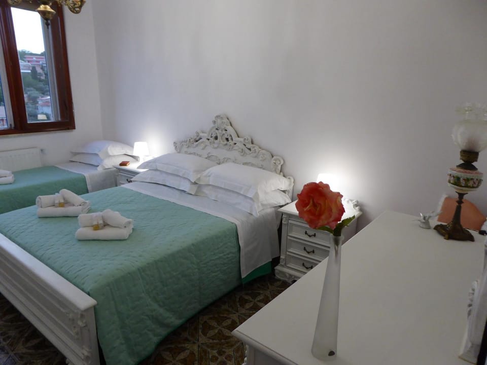 The Shamrock House Apartment in Sicily