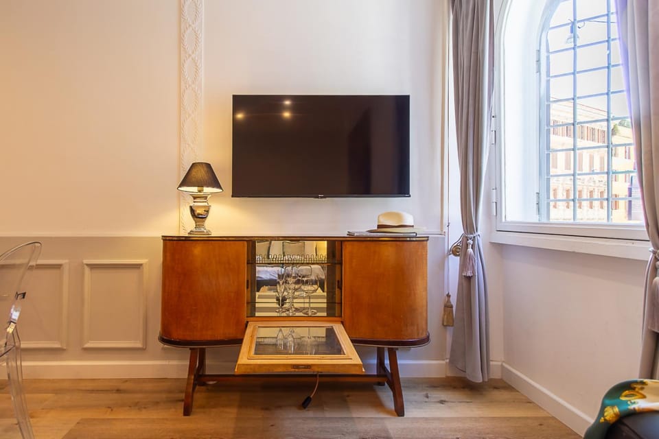 TV and multimedia, Living room