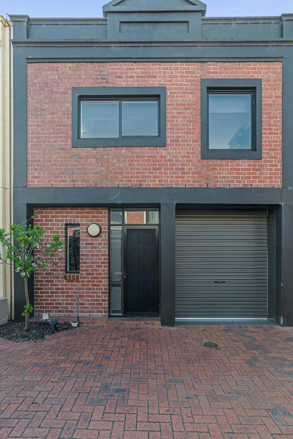 Halifax Muse Pet Friendly Townhouse House in Adelaide