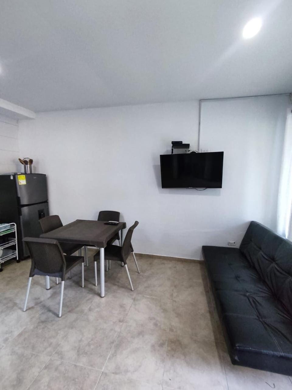 Communal lounge/ TV room, TV and multimedia, Living room, Seating area, Evening entertainment