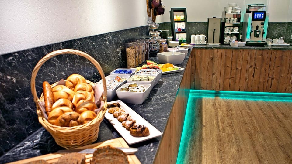 Buffet breakfast