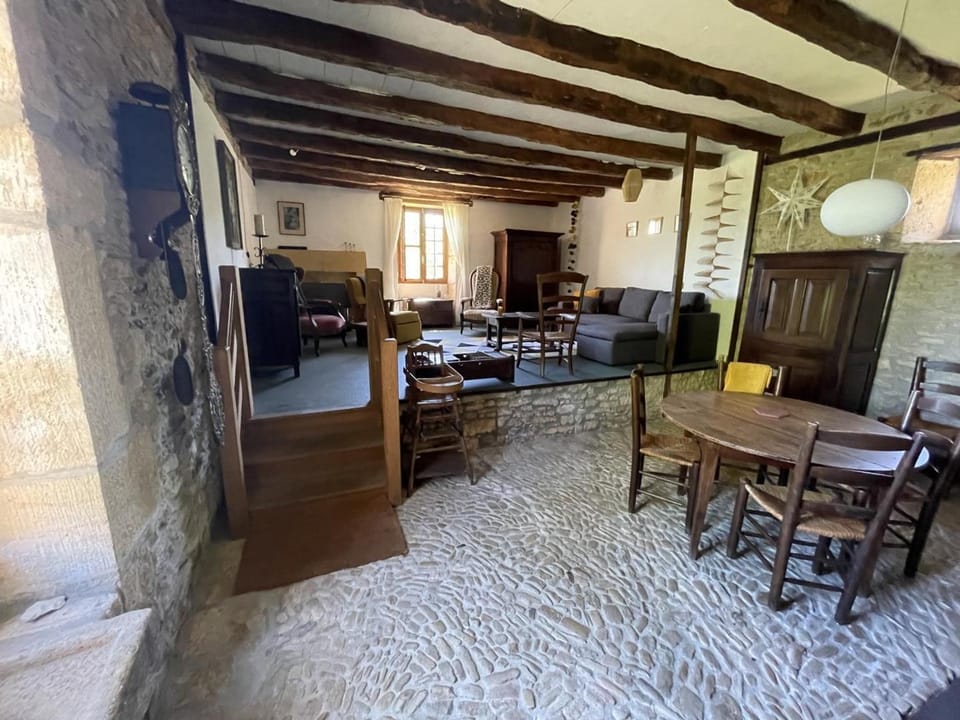 Maison en pleine nature avec piscine, wifi et parking - Périgord Noir - FR-1-616-351 House in Occitanie
