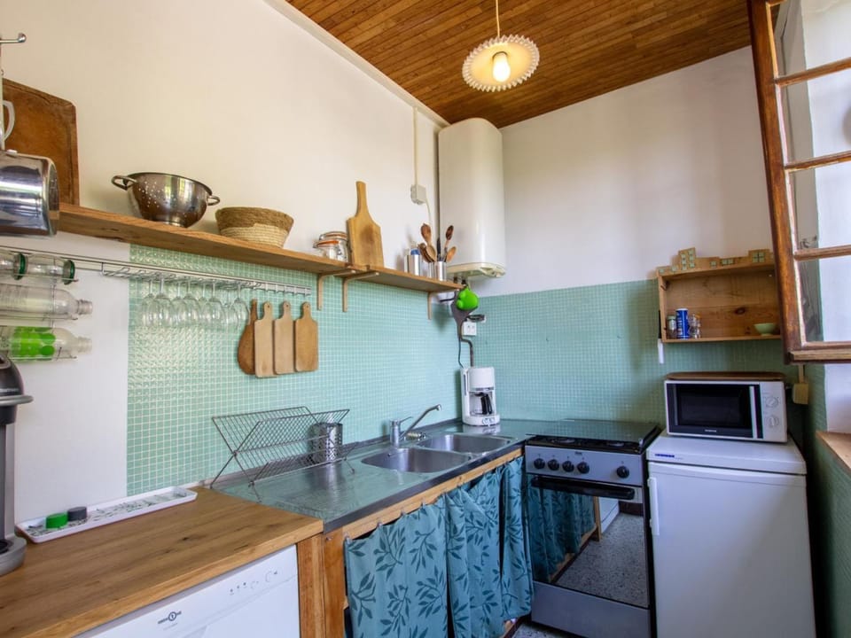 Maison en pleine nature avec piscine, wifi et parking - Périgord Noir - FR-1-616-351 House in Occitanie