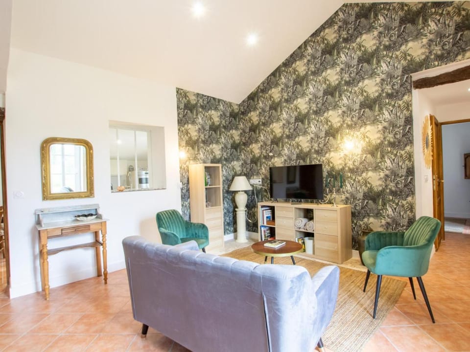 Chai de charme avec jacuzzi privatif, jardin clos et WiFi - FR-1-616-363 House in Occitanie