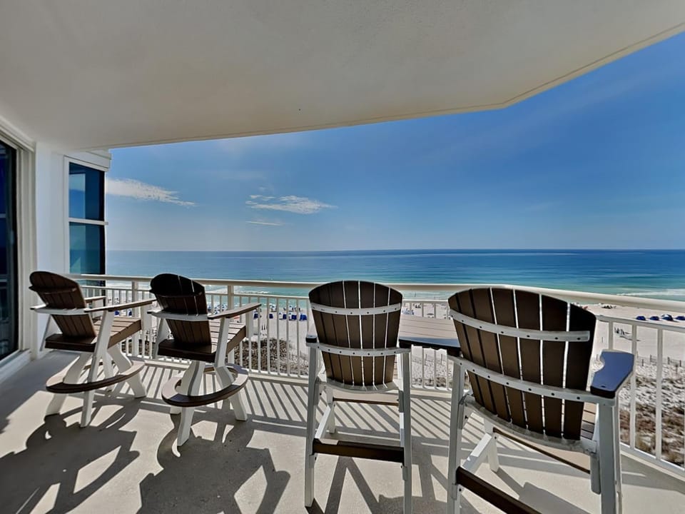 Balcony/Terrace, Seating area, Beach, Sea view