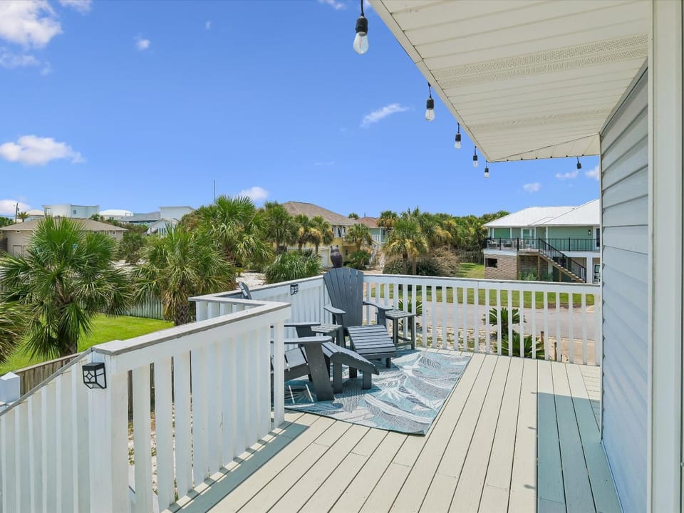 Coastal Cottage House in Pensacola Beach