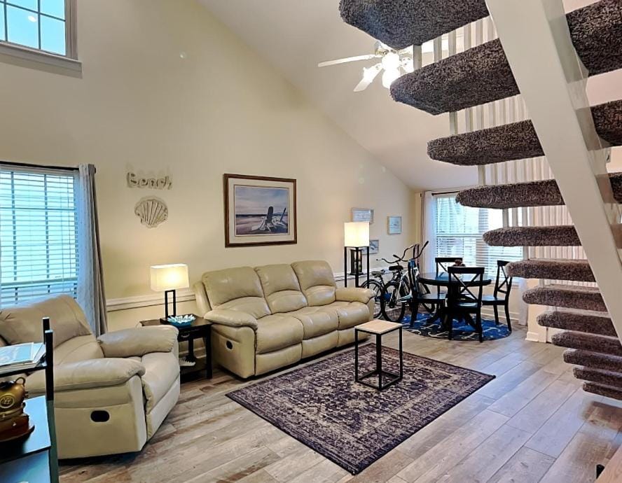 Living room, Seating area, Dining area, furniture