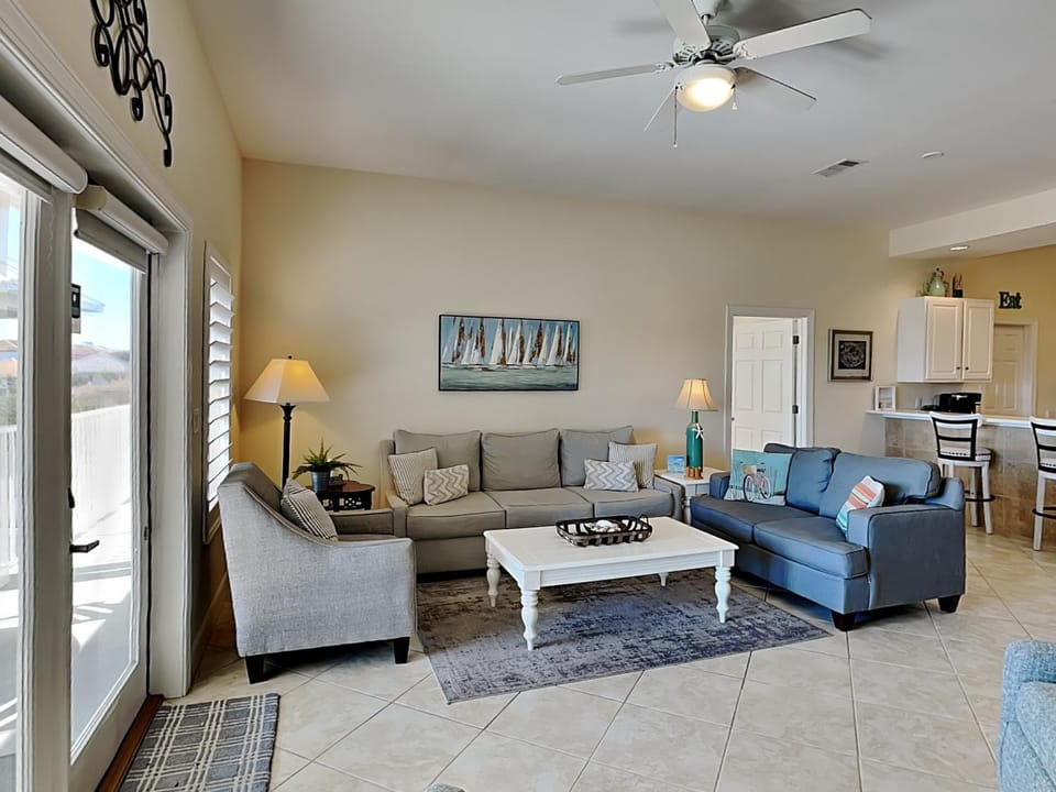 Living room, Seating area, furniture, air conditioner