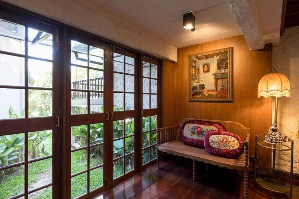 Lanna 4BR 6 Kingbeds CinemaRoom Pool Villa in Maerim Villa in Thailand