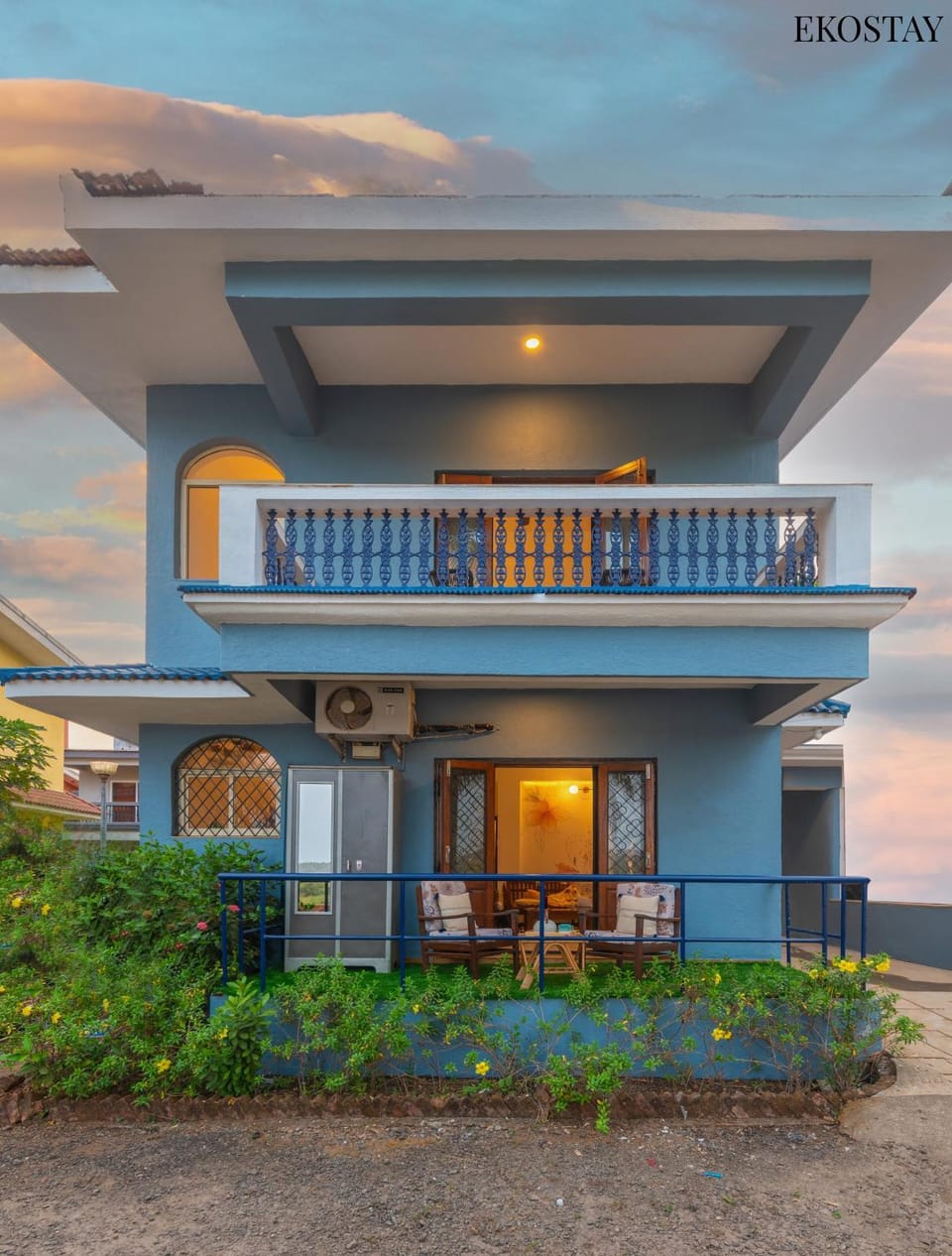 Property building, Patio, Day, View (from property/room), Balcony/Terrace