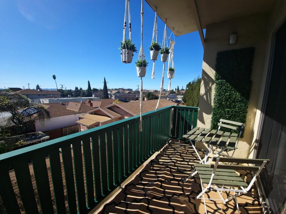 Castro Place in Downtown San Leandro Vacation rental in San Leandro