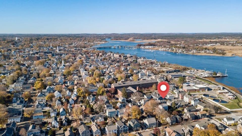Circa 1789 Historic South End Downtown Home House in Newburyport