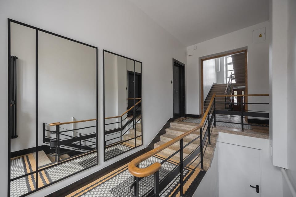 Metro Pole Mokotowskie Apartment in Warsaw