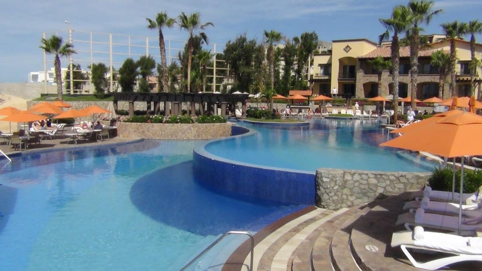 Swimming pool, Swimming pool