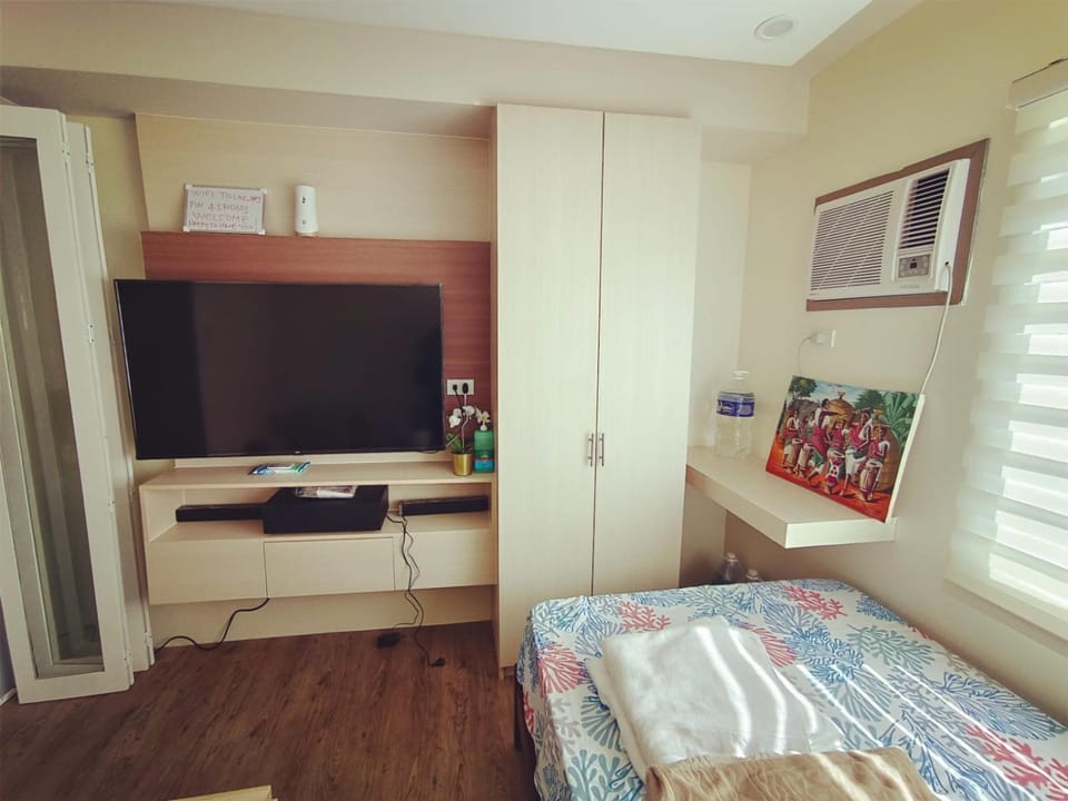 2024 Condo Suites, Wi-Fi+Netflix Apartment in Calabarzon