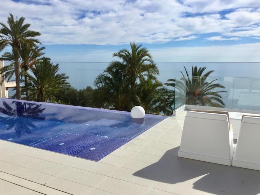 Day, View (from property/room), Balcony/Terrace, Pool view, Sea view, Swimming pool