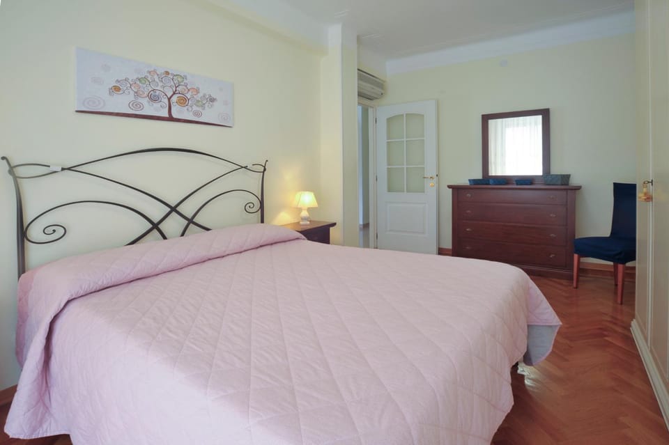 Casa Carina Centro Città con garage privato Apartment in Sanremo