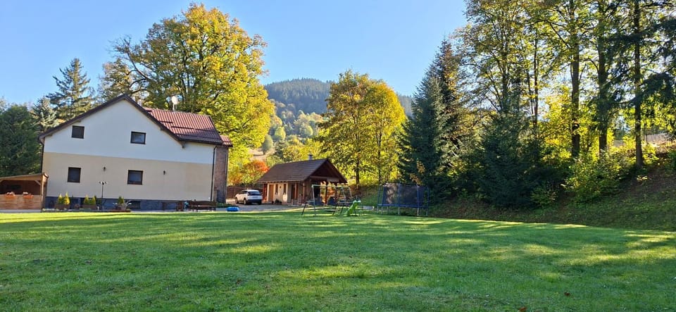 Vila Pohoda Javorníky s rozľahlým pozemkom Villa in Slovakia