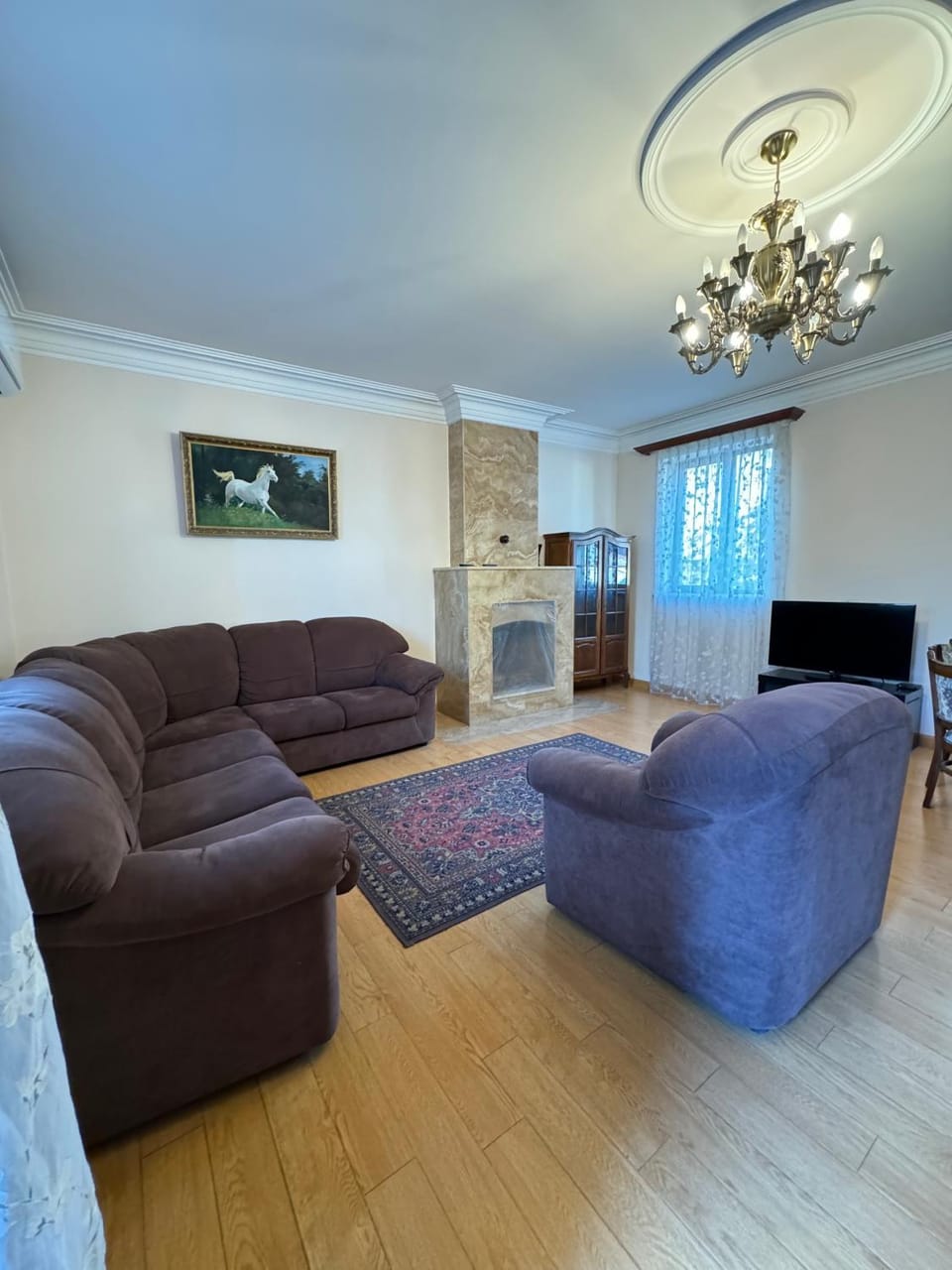 TV and multimedia, Seating area