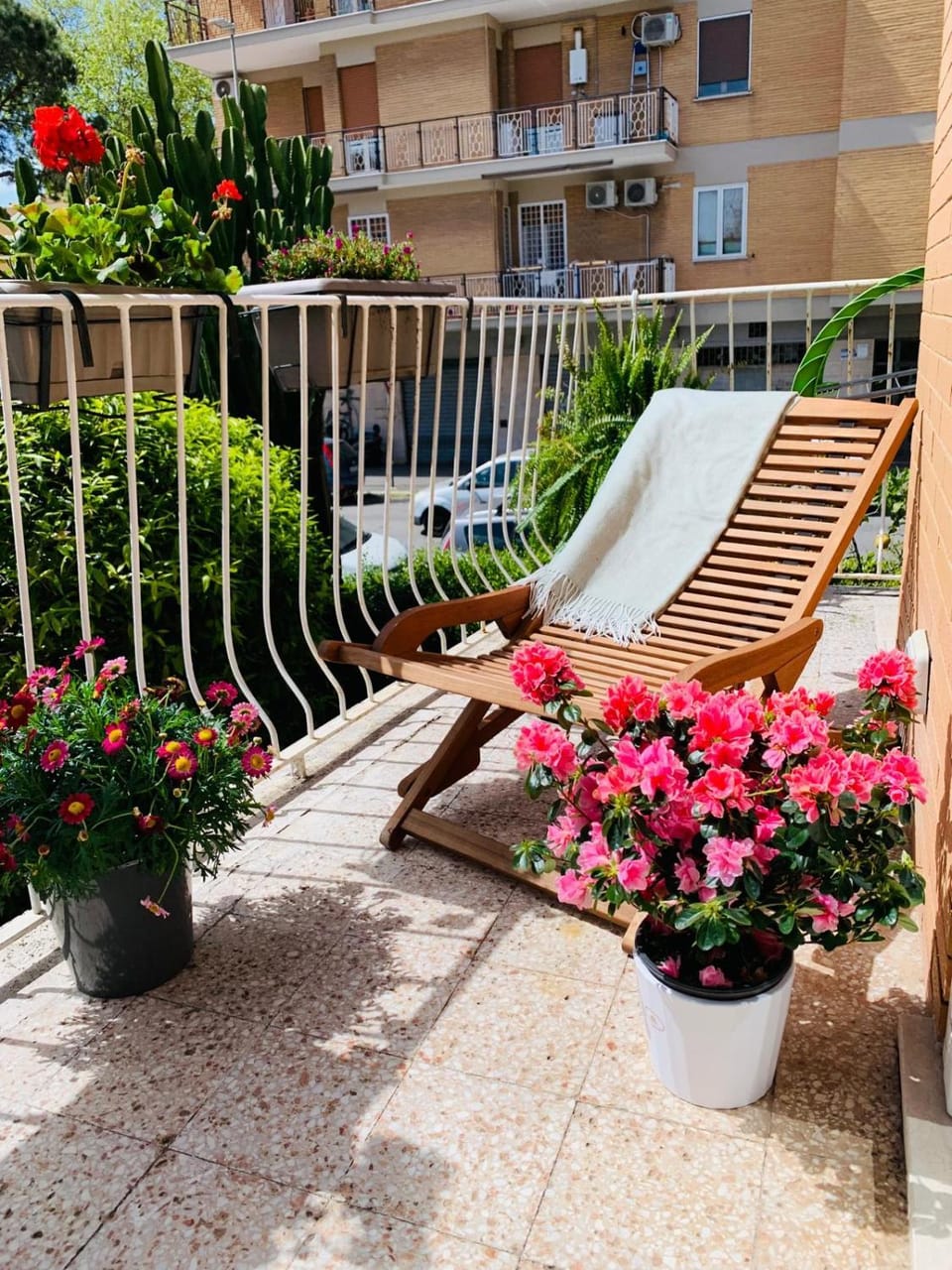 Property building, Balcony/Terrace
