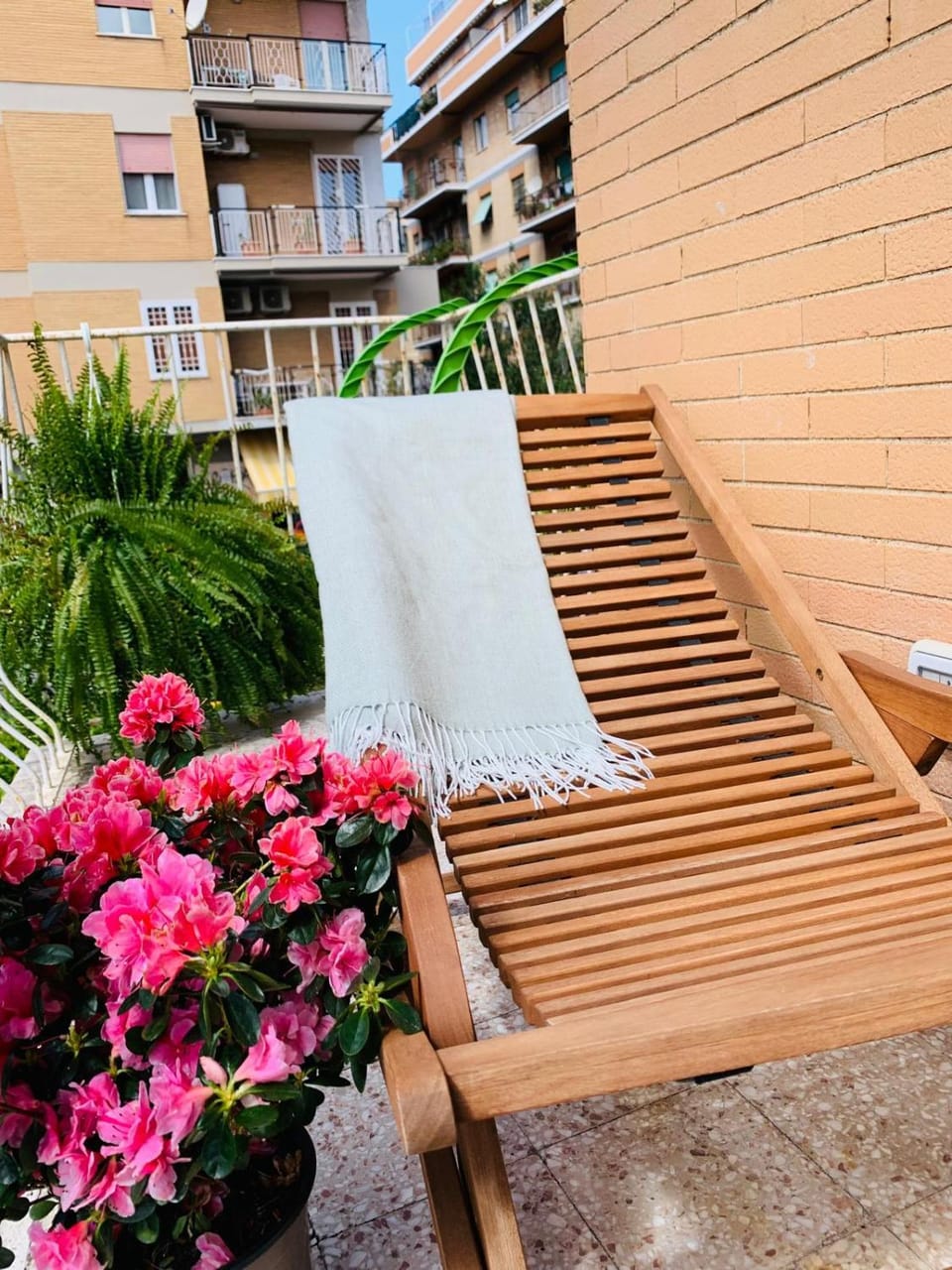 Property building, Balcony/Terrace
