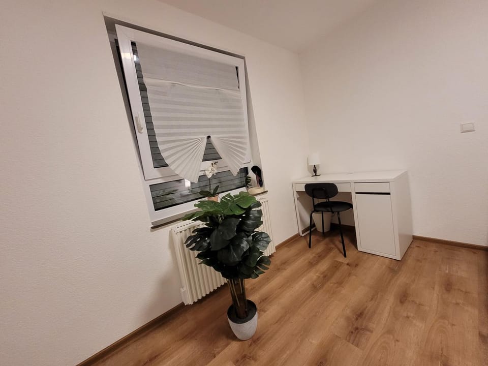 Living Flat, eine Wohnung mit zwei Schlafzimmern und Balkon Apartment in Baden-Württemberg