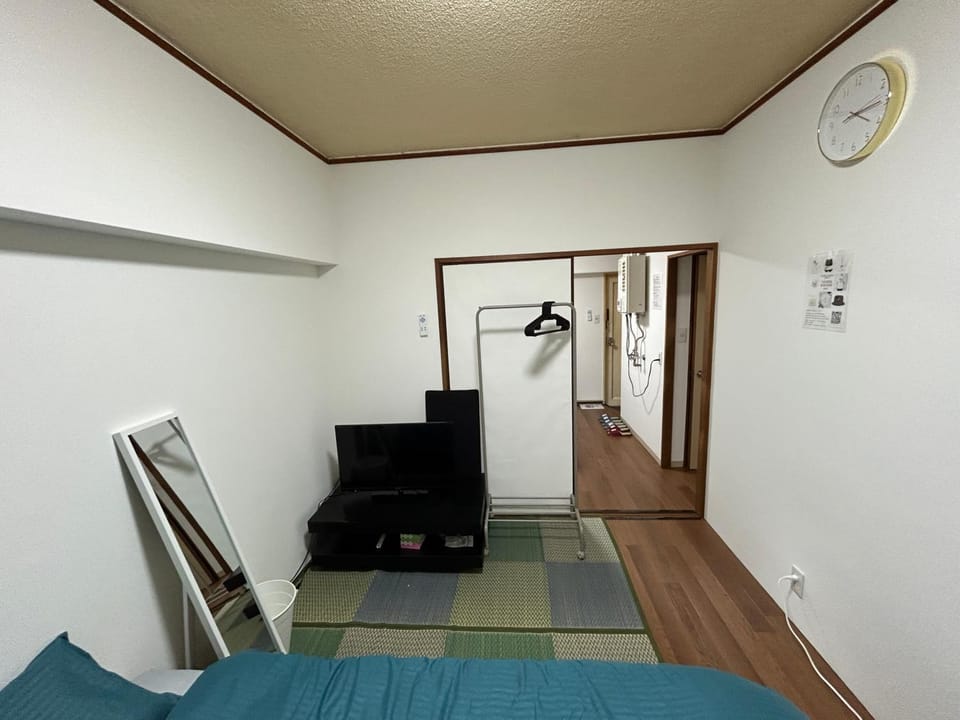 TV and multimedia, Living room, Photo of the whole room, Bedroom