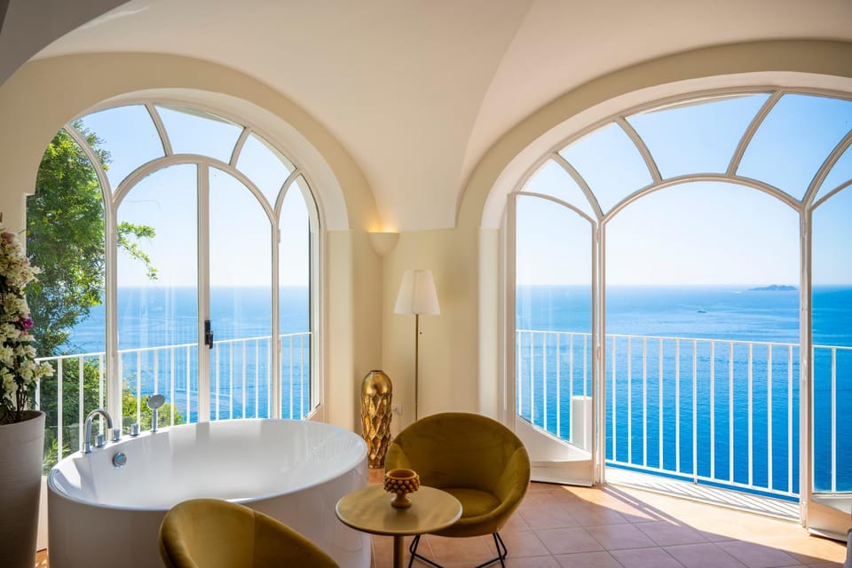 View (from property/room), Bedroom, Sea view, Bath