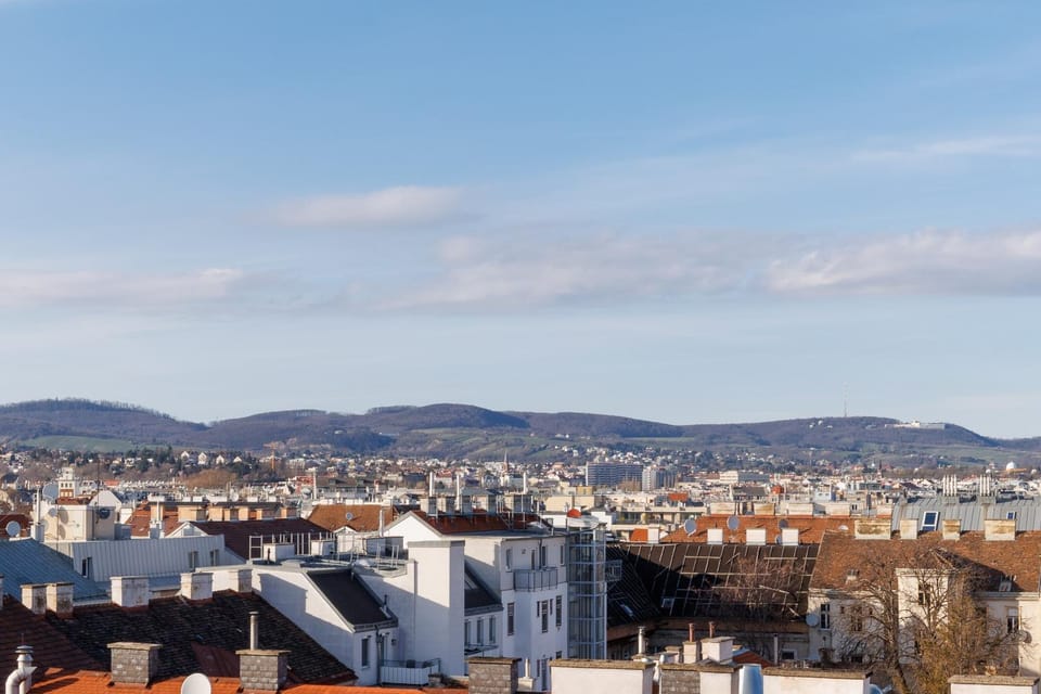 Garden, Balcony/Terrace, Bedroom, City view, Mountain view, Mountain view