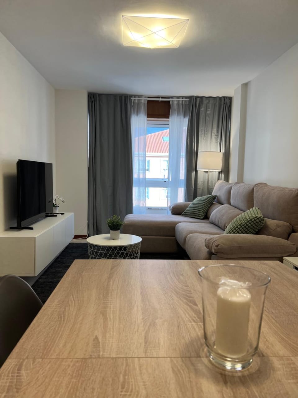 TV and multimedia, Living room, Seating area