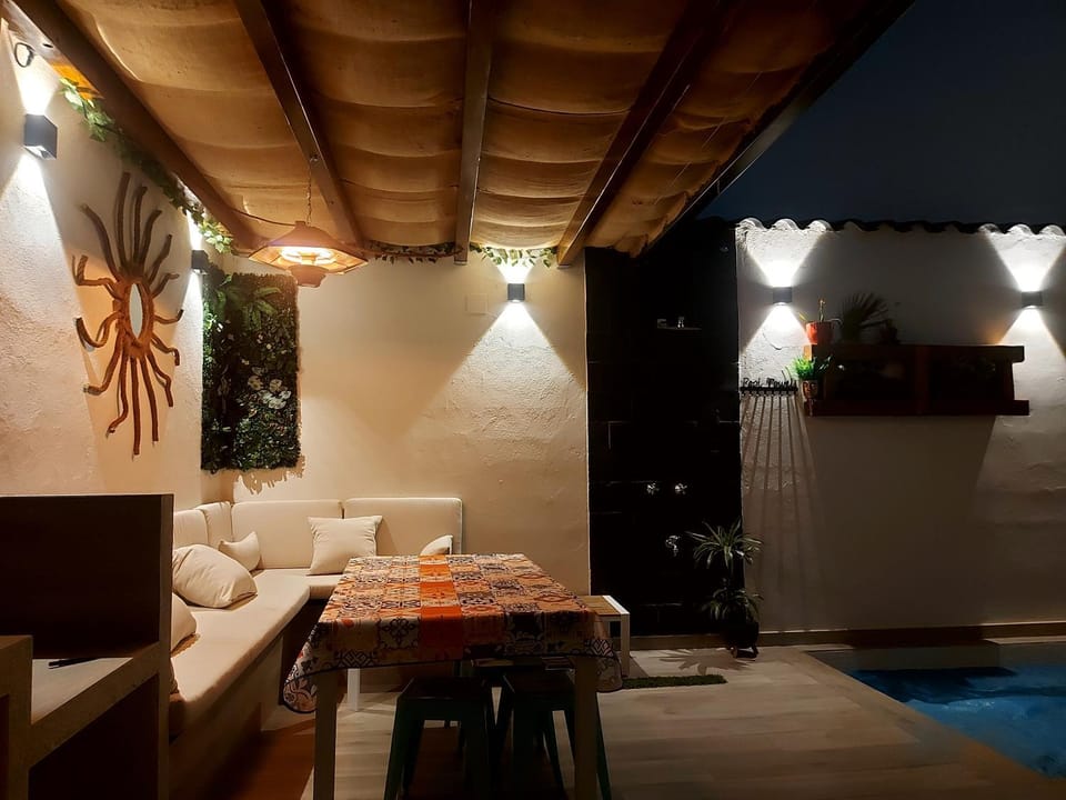 Jacuzi Suite Paradise House in Ciudad Real