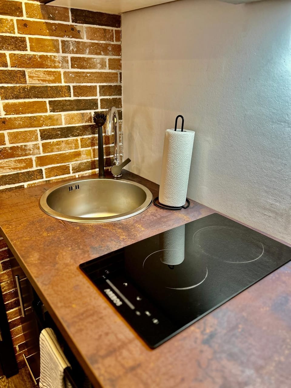 Kitchen or kitchenette, stove
