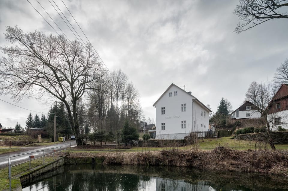 Property building, Facade/entrance, Natural landscape, Garden