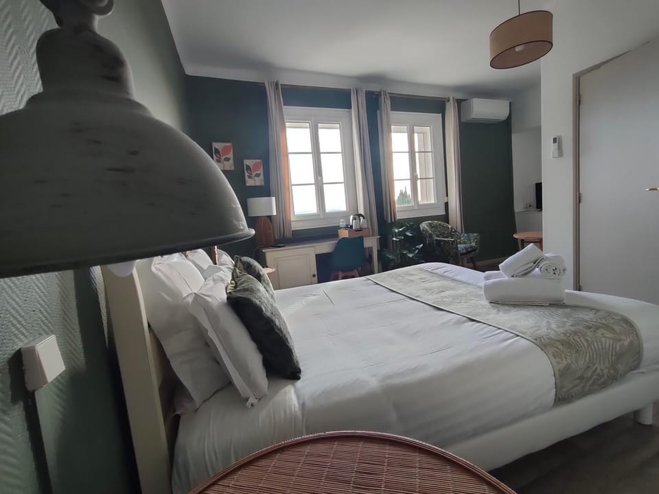Hôtel Restaurant L'Art des Mets by Côté Jardin Hotel in Occitanie